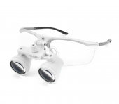 Kruder Active white - лупы бинокулярные FLIP-UP с измененным межзрачковым расстоянием на очковой оправе, с фиксированным расстоянием 2.5x - 380 мм | KRUDER optik (Австрия)